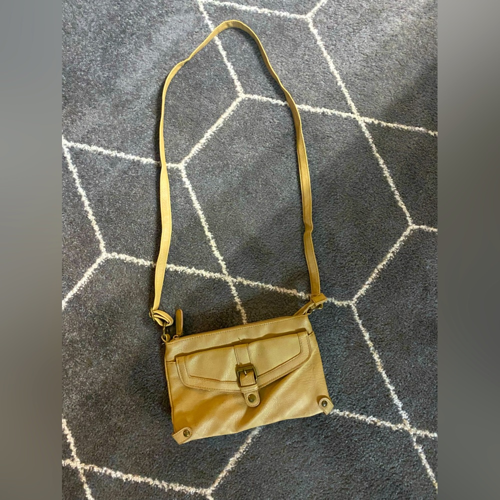American Eagle Vintage Leather Crossbody Bag Never Used 😘
